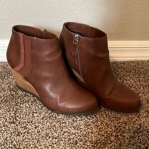 Dr. Scholls brown booties